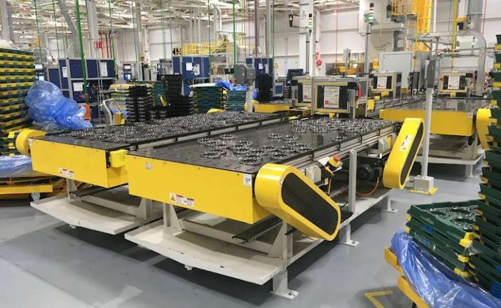 part handling in factory. Ring Gear Broach Pack Out Conveyor